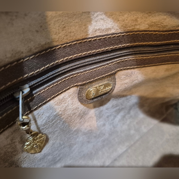 Gucci Vintahr Beige and Brown Monogram Satchel Authentic - Picture 5 of 6